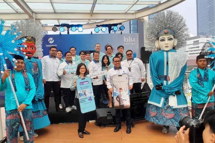 Lanny Budiati, Direktur Utama BCA Digital (kiri depan). Foto: Novi