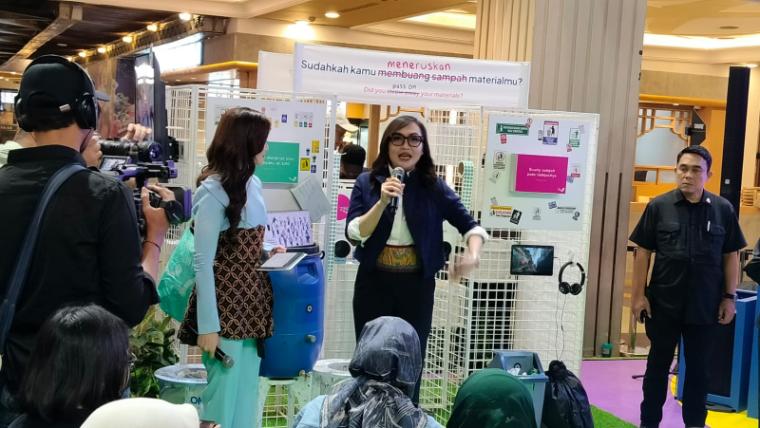 Instalasi Bukan Tentang Sampah
